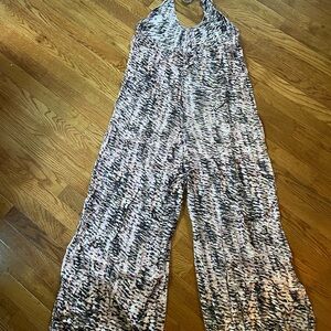 BCBG next génération  ramper/jumper size M, price to go